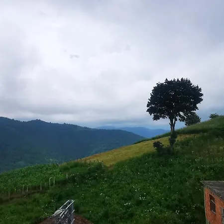 Avulot Mountain Apartamento